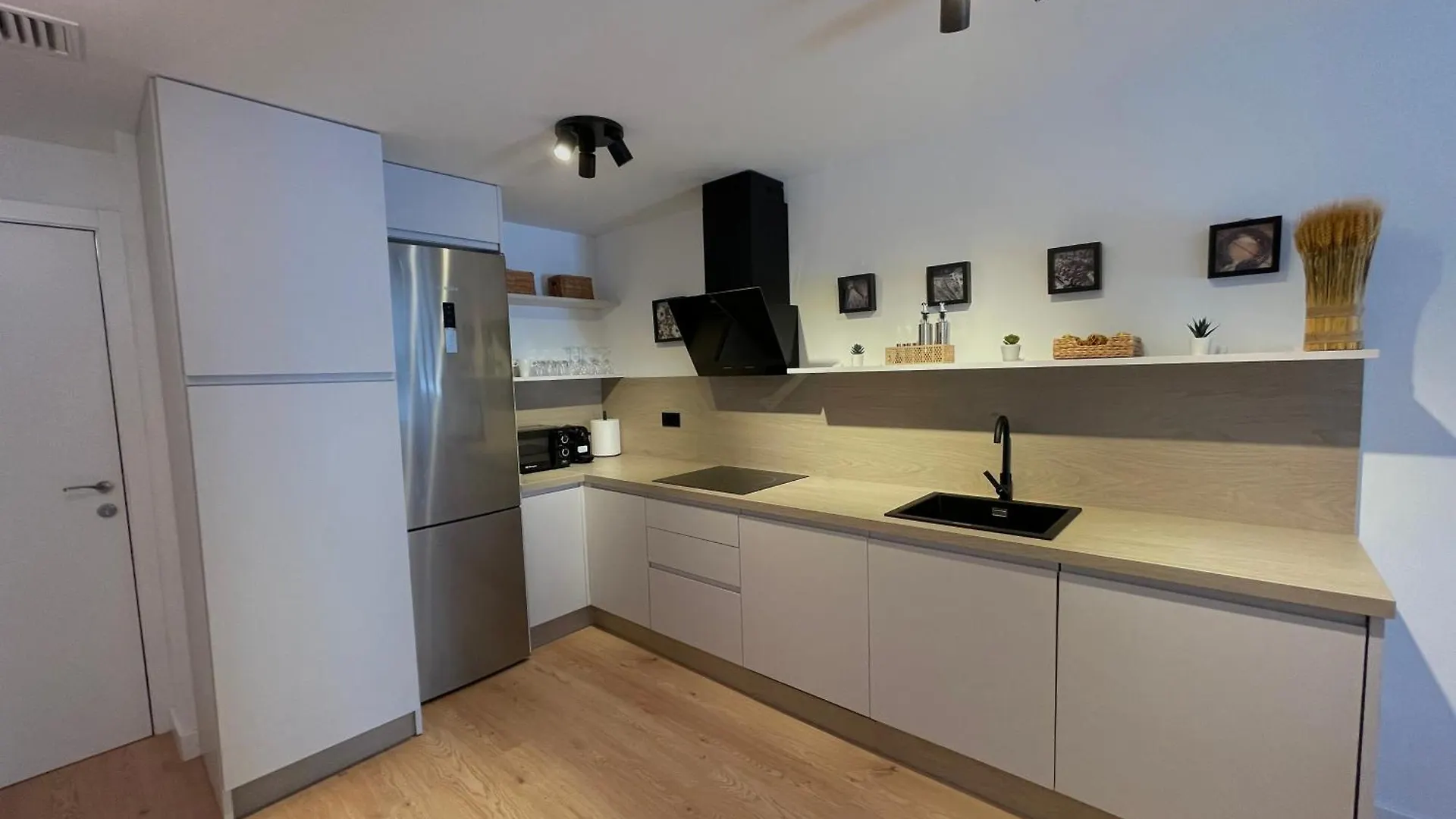 Apartamento La Botica Garaje Incluido Huelva Apartment